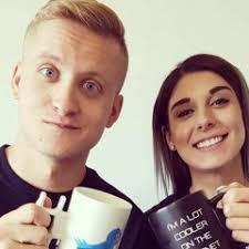 Stream Sarah Nick FM