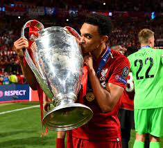 Champions league goals for chelsea: Just Loads Of Pictures Of Liverpool Players With The Champions League Trophy Liverpool Echo
