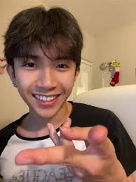 adrian yumul (@adrianyumul)'s videos with 갸루 짱 예쁘다 GAL Kor ver by 판시