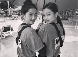 Lee kwang soo surprises on running man by cutting his own hair on the spot. Blackpink S Jennie Showed Her True Personality On Running Man Bias Wrecker Kpop News