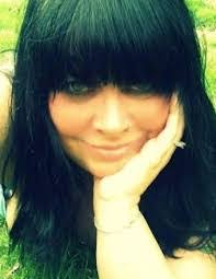 Robin Renee's Instagram, Twitter & Facebook