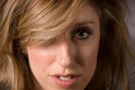 Heather Chastain's Instagram, Twitter & Facebook