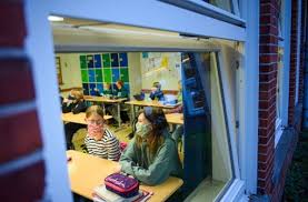 Welche sanktionen drohen bei zuwiderhandlungen? Coronavirus In Baden Wurttemberg Corona An Schulen Wie Gross Ist Das Problem Wirklich Baden Wurttemberg Stuttgarter Nachrichten
