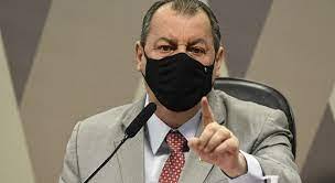 He served as the governor of the brazilian state of amazonas from march 31, 2010 to 2014, following the resignation of his predecessor, eduardo braga, to become a senator. Omar Aziz Fala Em Promiscuidade Na Gestao De Pazuello A Critica De Campo Grande Mobile