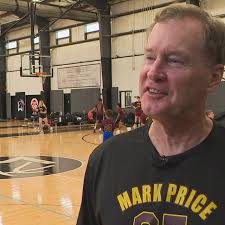 Former Cleveland Cavalier Mark Price hosts basketball camp in Hilliard