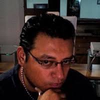 Alberto Zarate's Instagram, Twitter & Facebook