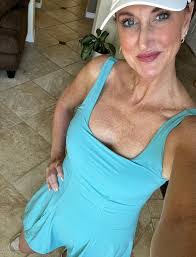 Candace Bolin's Instagram, Twitter & Facebook