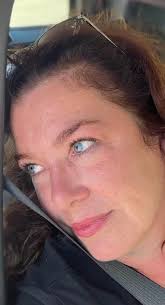 Hi! Can anyone remove the seatbelt in my face? Thank you so much