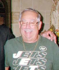 Tom Rotundo's Instagram, Twitter & Facebook