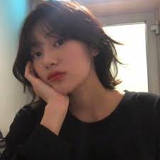 Once upon a time these haircuts might have been considered boyish but today, they are gracing the runways and being work by some of the world's top celebrities. R O S I E Asian Short Hair Short Hair Tomboy Shot Hair Styles