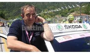 Damiano caruso (bahrain mclaren) logra la victoria en circuito de getxo. Giro Uno Staff Medico Che Lavora Poco