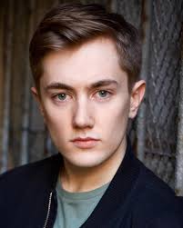 Hiya pals! Meet Kyle Gardiner who will play Gary in #MawGoose. He is pure  buzzing to be back @macrobertartscentre after appearing in last year's  Christmas show, Is That You Santa? #panto ❤️🎄 #