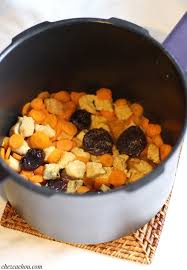 Saute De Dinde Aux Carottes Et Pruneaux Au Cookeo Chezcachou Saute De Dinde Recette Saute De Dinde Recette Pruneaux