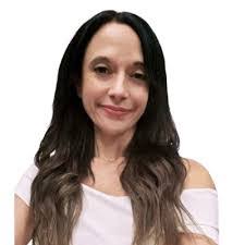 Kristin Hackbarth's Instagram, Twitter & Facebook