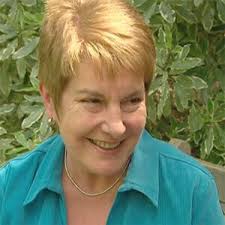 امیلی رودا نویسنده کتاب روون و کولی ها