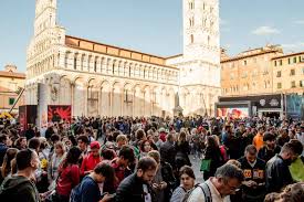 L'ingresso sarà limitato a 20.000 persone al giorno. Lucca Comics 2019 Guida Completa Biglietti Programma Ospiti Parcheggi