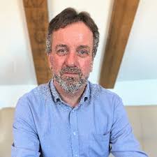 linkedinpoll #interviewlife #beardeconomics #personalbranding