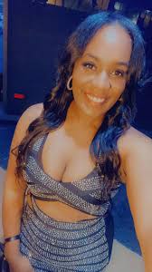 Greetings Beautifuls I reside in South Carolina . I am a Mother , Gigi of 5  , Business Owner, Health & Wellness & Talent Agency, Model , Actress ,  Soror, Sister ,