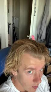 Using Michael Christopher Bright Lights in My Hair