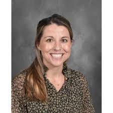 Cora Redding's Instagram, Twitter & Facebook