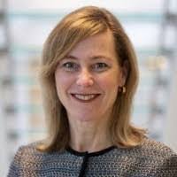 Erin Comer's Instagram, Twitter & Facebook