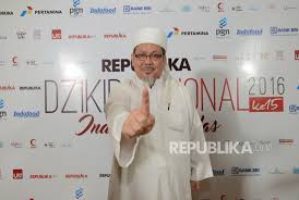 Umur 57 tahun) adalah seorang ustaz berdarah melayu deli dan riau. V1hzgy1mrlqeim