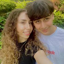 Rose Renda (@theroserenda) • Instagram photos and videos