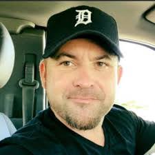 Evan Badry's Instagram, Twitter & Facebook