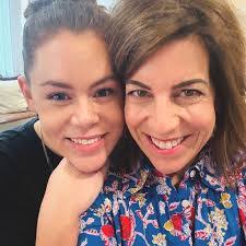 Jaclyn Norris's Instagram, Twitter & Facebook