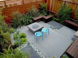 Growsgreen Great Scaled Concrete Pavers Modern Landscaping Small Garden Design Concrete Garden