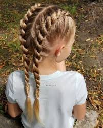 Coiffure petite fille mariage, jolie suggestion chignon tressé coiffures enfant fille. 1001 Idees De Coiffure Pour Fillette Simple Rapide Et Trop Mignonne