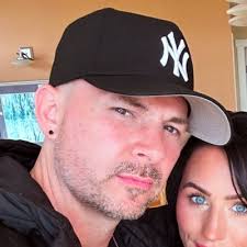 Michael Leyland (@mikeyley1)