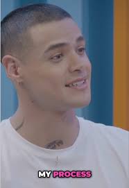 Para Drew, Santos Bravos le ha ayudado a conectar con sus raíces latinas  ❤️‍🩹 gracias a sus amigos que se han vuelto familia ✨ Un recordatorio de  que siempre somos más fuertes juntos 💥 #TodoEnElVerso ...