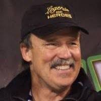 Alex Moroz's Instagram, Twitter & Facebook