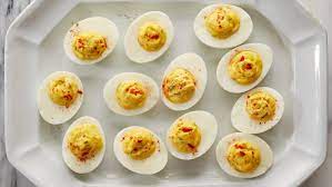 From apple pie to perfect roast turkey, you'll find something. 15 Bite Sized Thanksgiving Appetizers That Your Guests Will Adore Martha Stewart