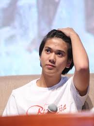 Ia dikenal sebagai salah satu mantan anggota dari boyband cilik bernama cjr. Iqbaal Ramadhan Tak Mau Lekat Dengan Karakter Dilan Showbiz Liputan6 Com
