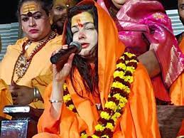 mamta kulkarni reveals the reason leaving bollywood, watch ममता कुलकर्णी ने  टीवी शो में सुनाया श्लोक, बताई बॉलीवुड छोड़ने की वजह, Bollywood Hindi News  - Hindustan