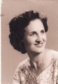 Yolanda Paxton's Instagram, Twitter & Facebook