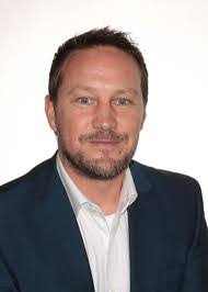 Spencer Marshall's Instagram, Twitter & Facebook