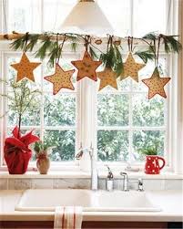 Christmas Cheer With A View Decorating Your Holiday Windows Christmas Diy Simple Christmas Christmas Decor Diy