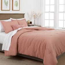Whether you are looking for red bedroom furniture sets that can mix and match colors, materials, styles, or want bedroom furniture sets with a unique. Red Bedding Sets Target