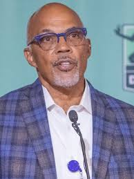 File:Duggan, Gov. Whitmer-to Give Update