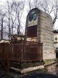 Listen to both songs on whosampled, the ultimate database of sampled music, cover songs and remixes. Beranger Pierre Jean De