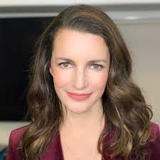 She was adopted by her stepfather, psychology professor keith davis, after he married her mother, dorothy, a university data analyst, in 1968. Kristin Davis Bio Age Children Net Worth Husband Legit Ng