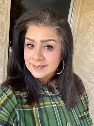 Attending birthday party with chunky armadillo accessories