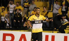Mais informações podem ser obtidas. Criciuma Sonda Atacante Lucao Esporte 4oito