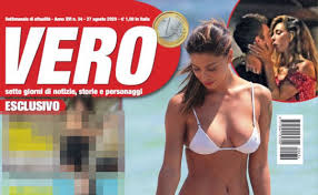 Belen rodriguez è tornata praticamente alla vita di tutti i giorni. Chi E Antonino Spinalbese Eta Lavoro E Il Bacio A Belen Rodriguez Chiechiera It