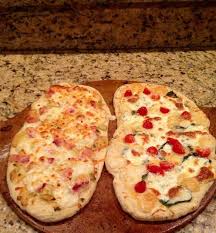 Totally Stealing Thisgrandma S Flatbread Recipe No Yeast Full Recipe Here Easy Pizza R Pizza Recipes Easy Homemade Pizza Recipe Easy Easy Appetizer Recipes