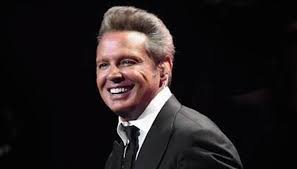 The series dramatizes the life story of mexican superstar singer luis miguel, who has captivated audiences in latin america and beyond for decades. What Happened To Luis Miguel