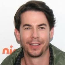 It has been said that jerry used to be drake bell's assistant. Jerry Trainor Bio Family Trivia Famous Birthdays